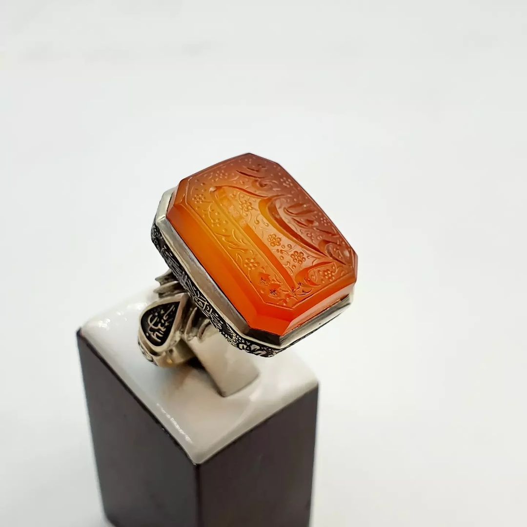 عقیق سرخ یمنی خطی اعلا